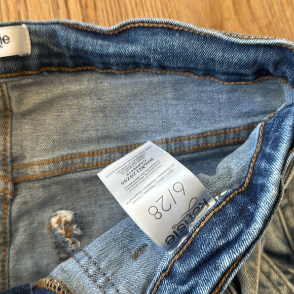 Kensie Belted Porkchop Cropped Jeans Straight Legged Denim 6/28 - Picture 5 of 7
